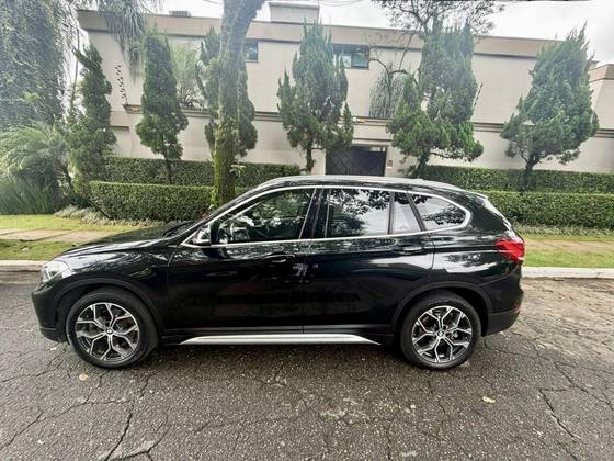 BMW X1 2.0 16V TURBO ACTIVEFLEX SDRIVE20I X-LINE 4P AUTOMÁTICO BMW X1 2.0 16V TURBO ACTIVEFLEX SDRIVE20I X-LINE 4P AUTOMÁTICO